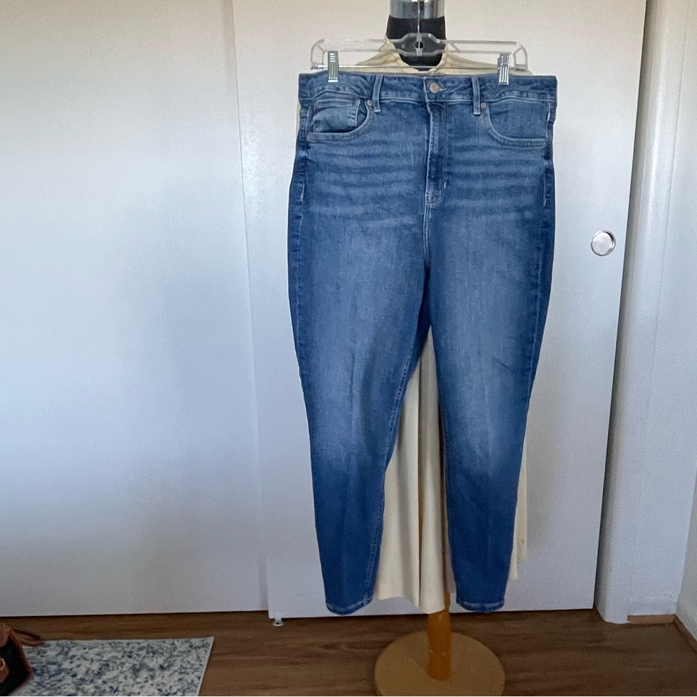 Gap Sky High Universal Leggings 32/14 Short